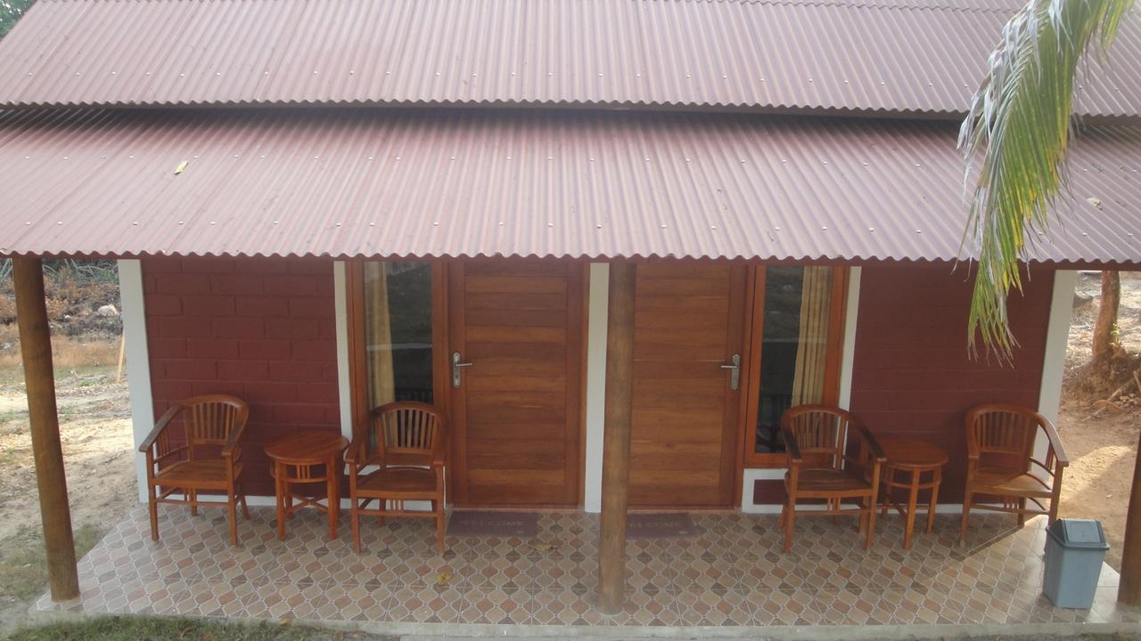 New Cottage Asri Karimunjawa Exterior photo